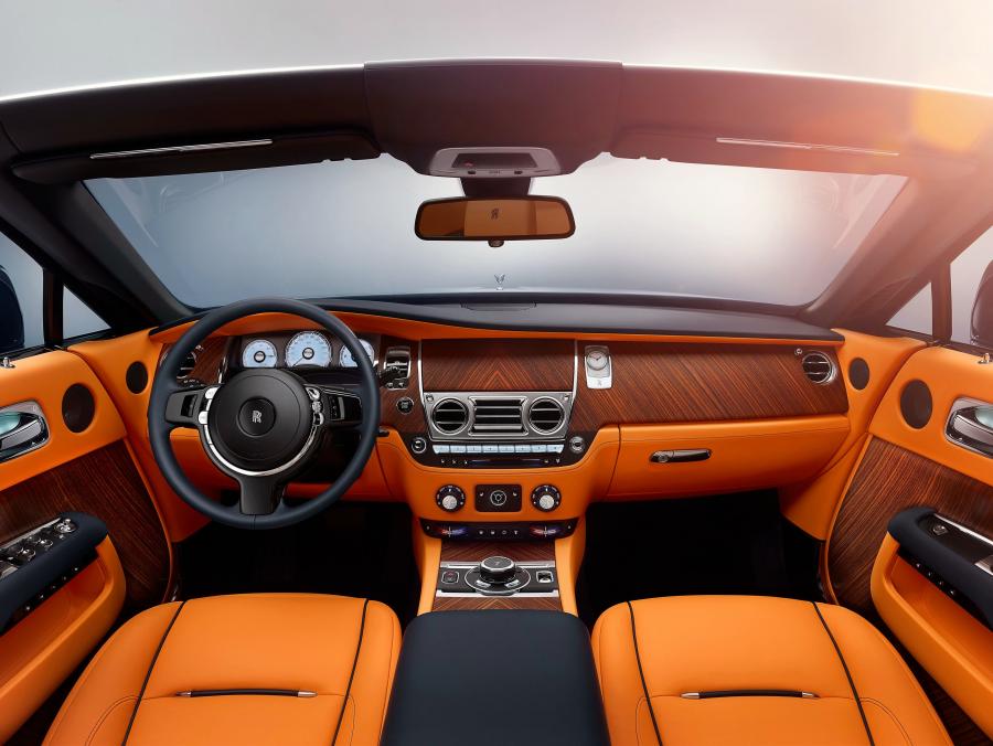  Rolls-Royce Dawn 2015 года  (фото 9 из 30)